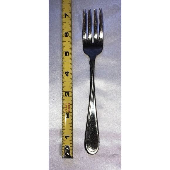 Oneida USA Silverware Replacement Flatware Fork - Picture 6 of 6